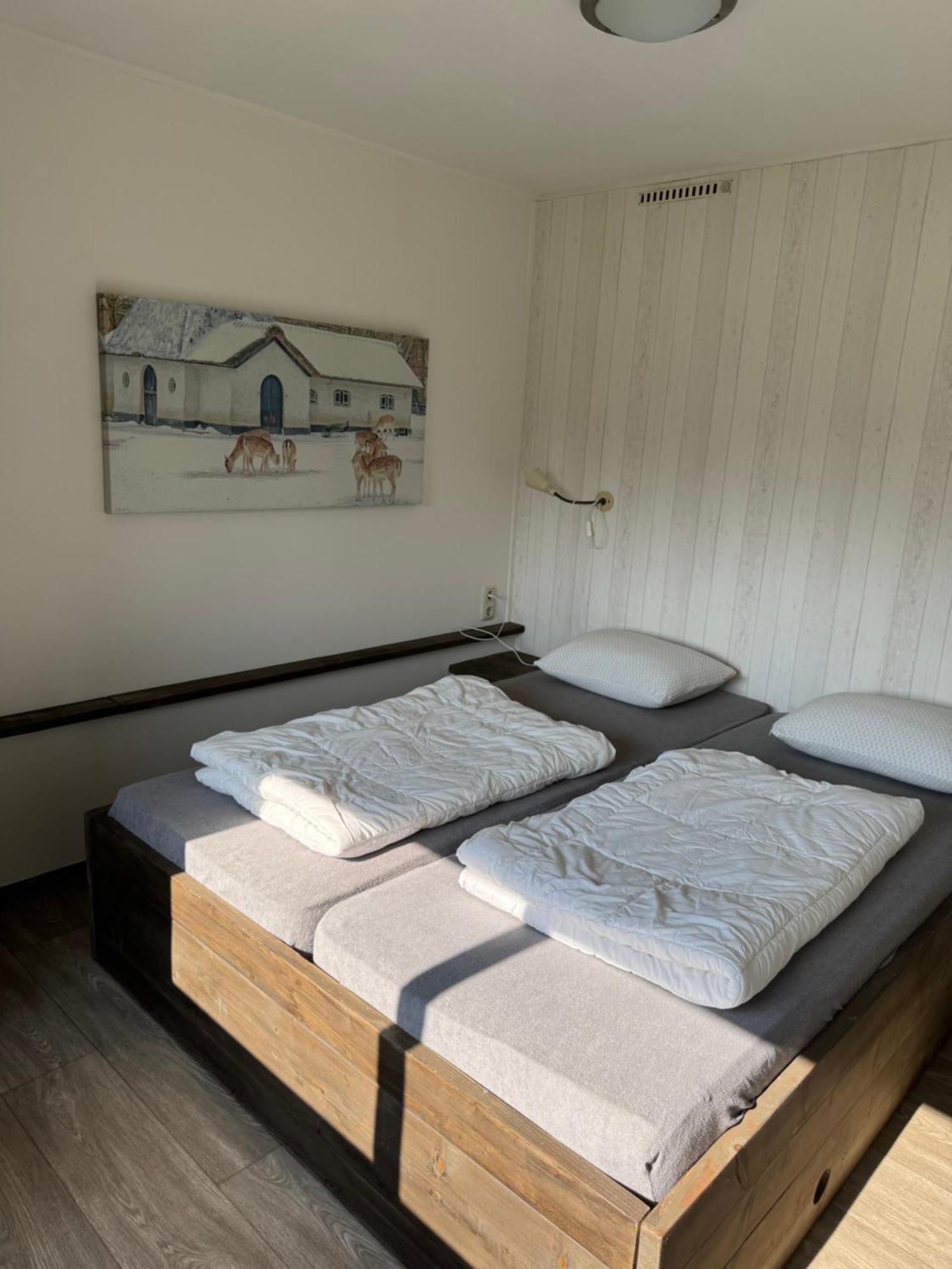 בורג האמסטד Chalets Vakantiepark Schouwenduin מראה חיצוני תמונה