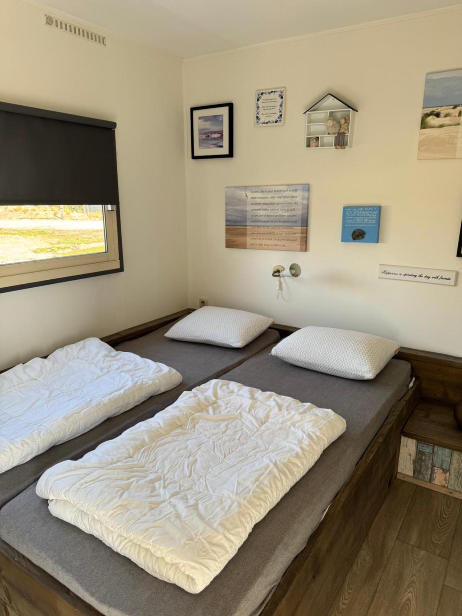 בורג האמסטד Chalets Vakantiepark Schouwenduin מראה חיצוני תמונה