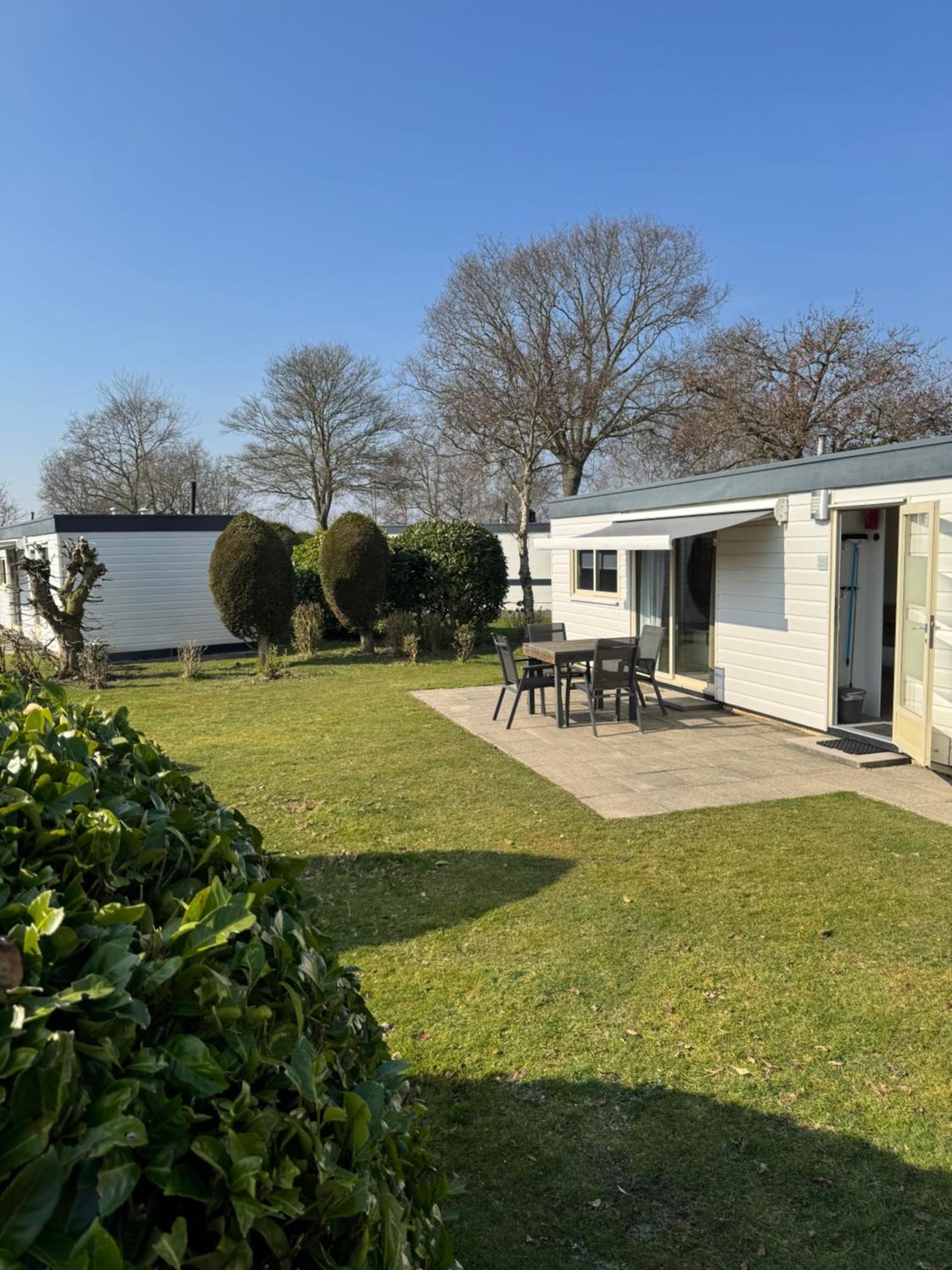 בורג האמסטד Chalets Vakantiepark Schouwenduin מראה חיצוני תמונה